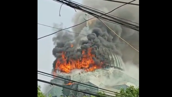 Ciri Khas Kubah JIC Yang Terbakar dan Ambruk