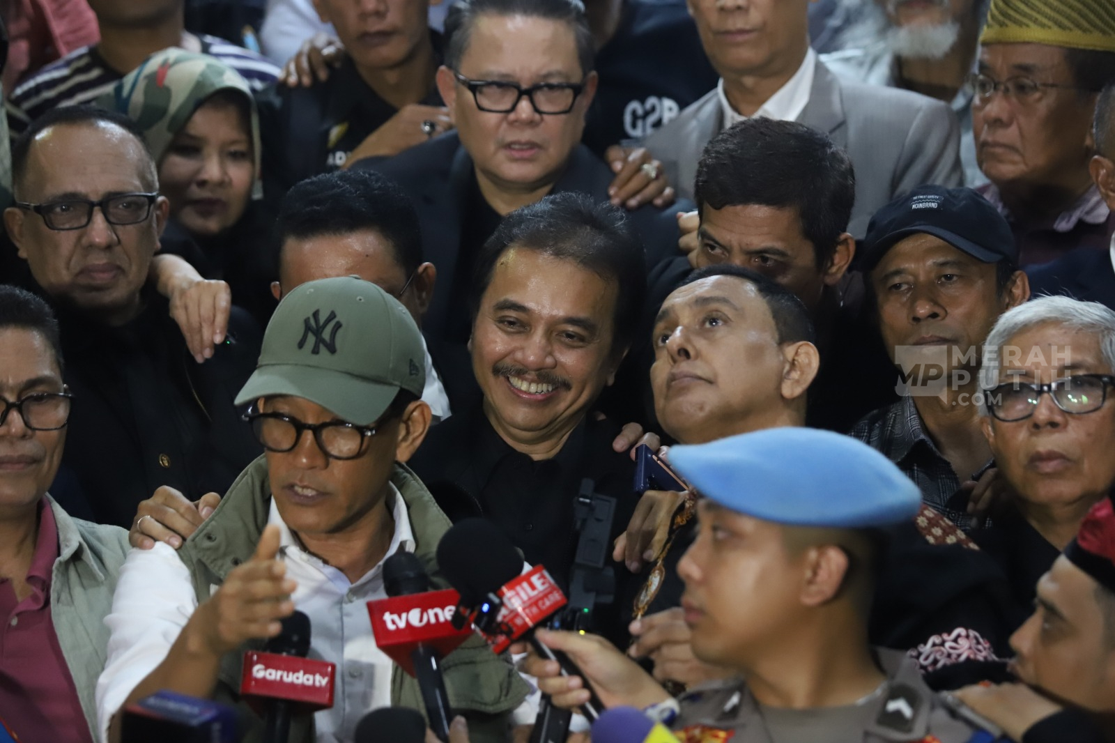 Momen Roy Suryo usai Jalani Pemeriksaan Kasus Tuduhan Ijazah Palsu di Polda Metro Jaya