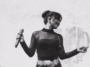 Happy Asmara Nyanyikan Kembali Lagu 'Ego Wong Tuo', Simak Lirik Lengkapnya