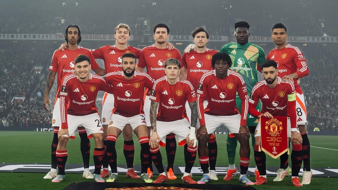 Melaju ke Final Liga Europa, Manchester United Berutang Trofi ke Suporter