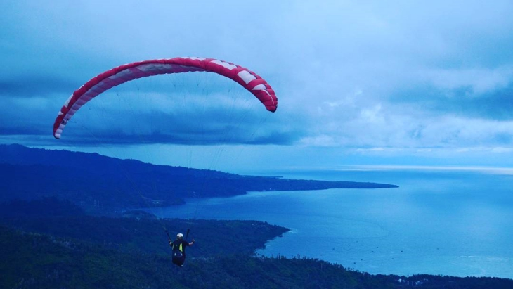 Bukit Tetempangan, Lokasi Paralayang Terbaik di Sulawesi Utara