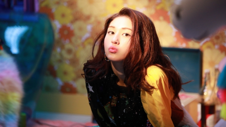 Jeon So Mi Bergabung dengan Interscope Records