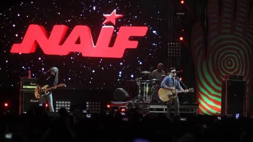 Kejutan Naif di Synchronize Fest 2017