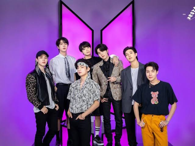 Lirik Lagu 'Louder Than Bombs dari BTS', Viral Lagi setelah Dibawakan Live