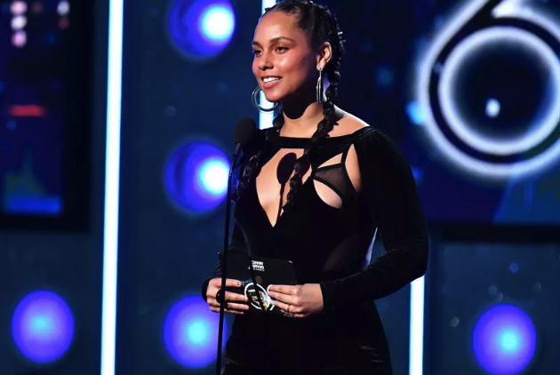 Pernah Menang 15 Penghargaan, Alicia Keys Siap Jadi ‘Host’ Grammy Awards 2019