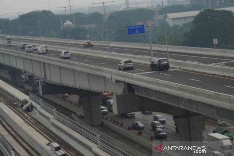 Arus Mudik Libur Nataru, 33 Persen Kendaraan Lewati Tol Layang Japek