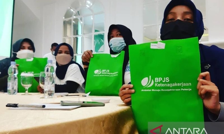Ketua DPD Minta Pemerintah Cabut Permenaker 02/2022 tentang JHT