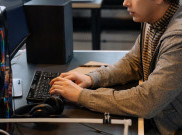 Mengenal Computer Vision Syndrome, Gejala Kelelahan Akibat Bekerja di Depan Komputer