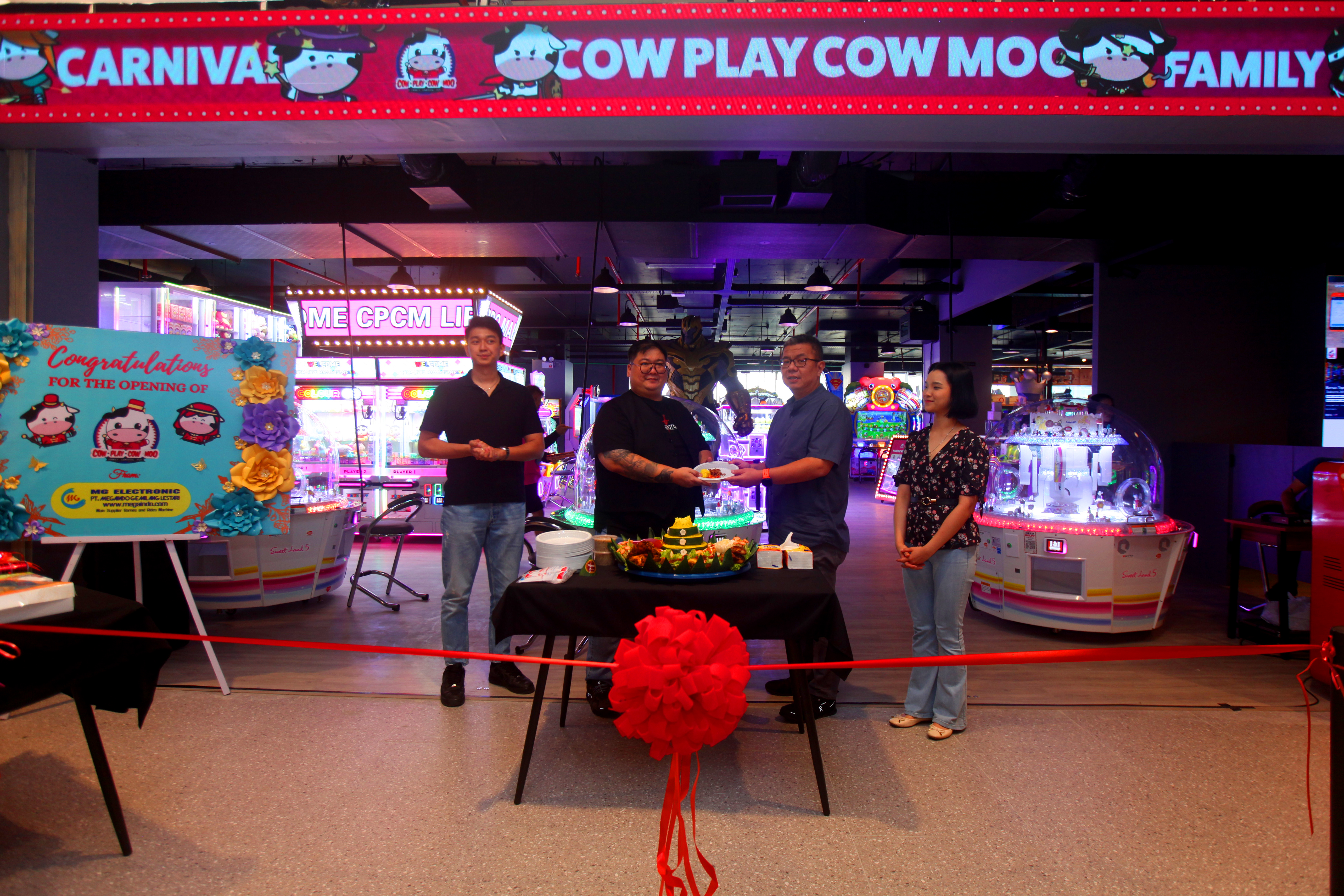 Cow Play Cow Moo Kini Hadir di Lippo Mall Nusantara, Ada Promo Spesial Soft Opening!