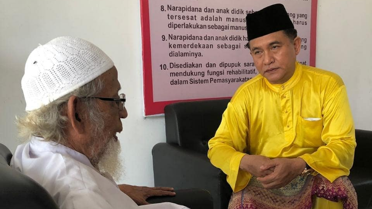 Abu Bakar Ba''asyir bersama Yusril Ihza Mahendra