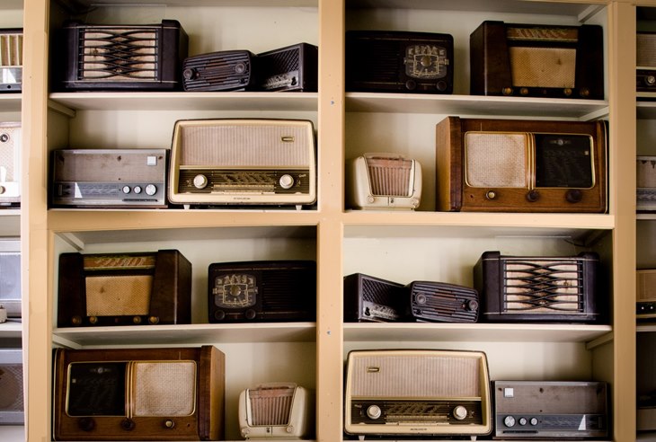 Teknologi Digital Radio