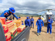 Polisi Pakai CN 295 dan Helikopter Bell 429 Sebar Bantuan Bagi Korban Gempa NTT