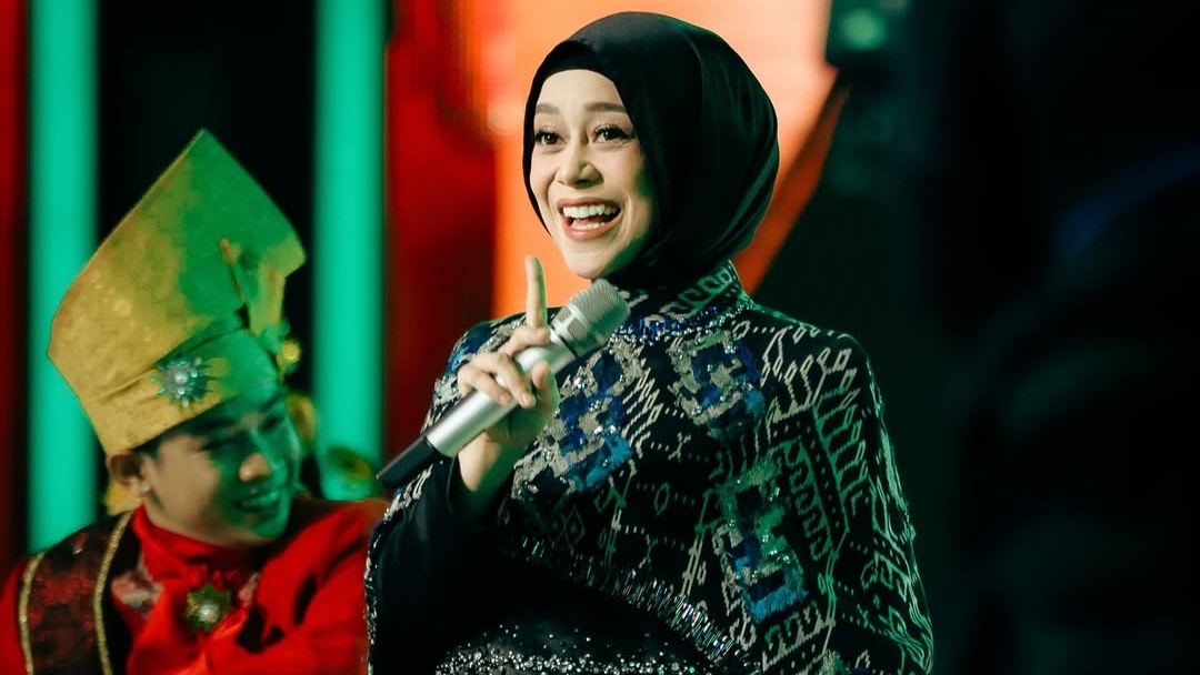 Lirik 'Dilema' dari Lesti Kejora yang Viral di Media Sosial