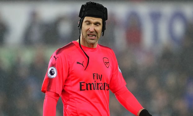Video Blunder Petr Cech Saat Arsenal Kalah di Markas Swansea