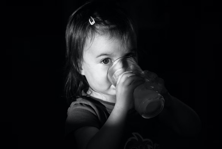 Solusi Nutrisi Saat Si Kecil Alergi Susu Sapi