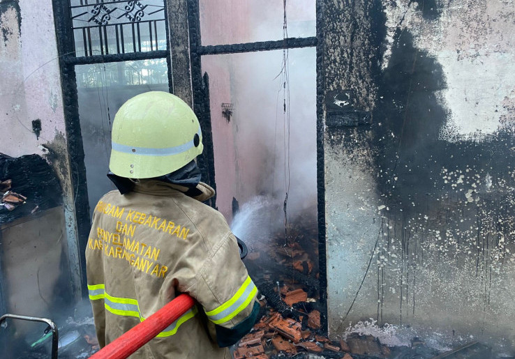SMPN 2 Karangpandan Terbakar, Ruang TU dan Kepala Sekolah Ludes Dilalap Api