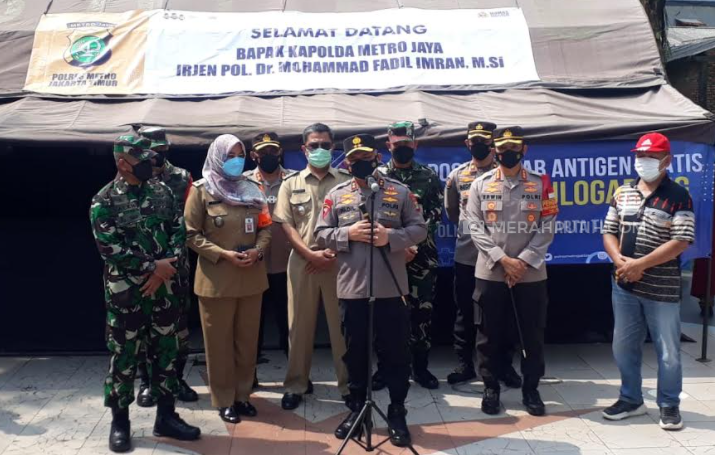 Kunjungi Zona Merah COVID-19 di Kayu Putih, Kapolda Metro Pastikan Tingkatkan 3T 