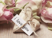 Zodiak yang Mudah Jatuh Cinta Sama Teman Sendiri