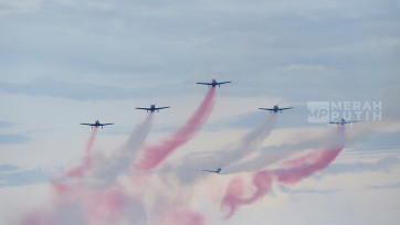 Atraksi Pesawat Tempur Jelang Peringatan HUT ke-80 TNI di Langit Jakarta