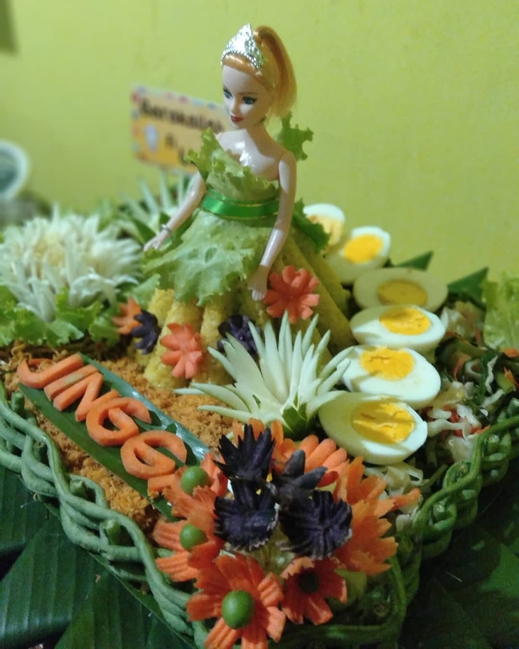 Nasi tumpeng. (Foto: instagram.com/fresh_tumpeng_jambi)