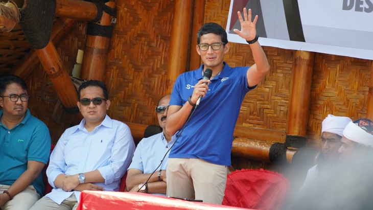 Kunjungi Bukittinggi, Sandi Janji Akan Genjot Pariwisata untuk Gerakkan Ekonomi