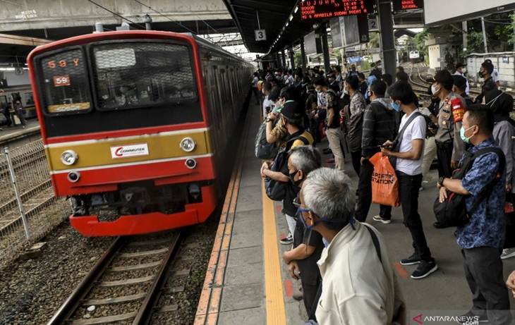 KRL Masih Terapkan Aturan Pembatasan Jumlah Penumpang