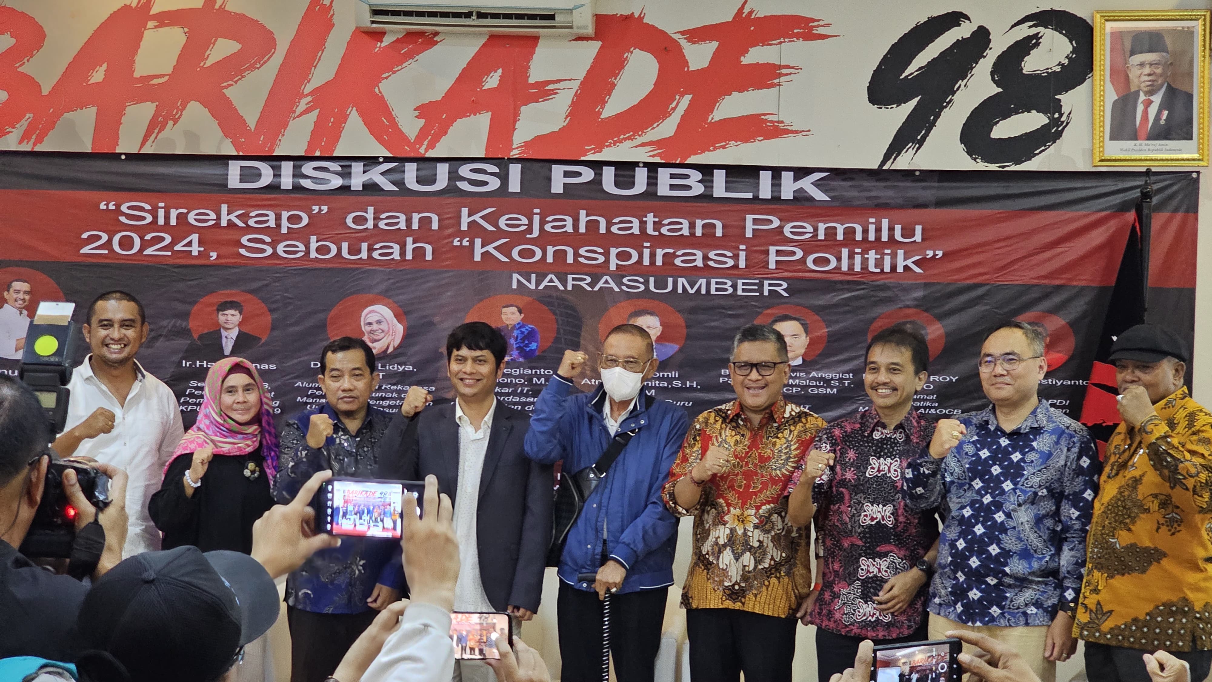 Guru Besar Hukum Pidana: Polri Bisa Selidiki Kegaduhan Sirekap dengan UU ITE