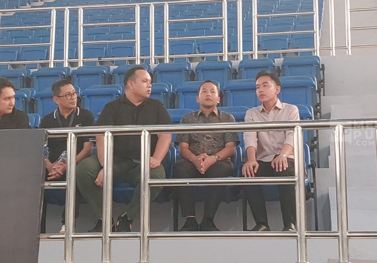 Wapres Gibran Tinjau GOR Manahan yang Dibangun dengan Dana Hibah UEA Rp 47 Miliar, Berikan Catatan Minor