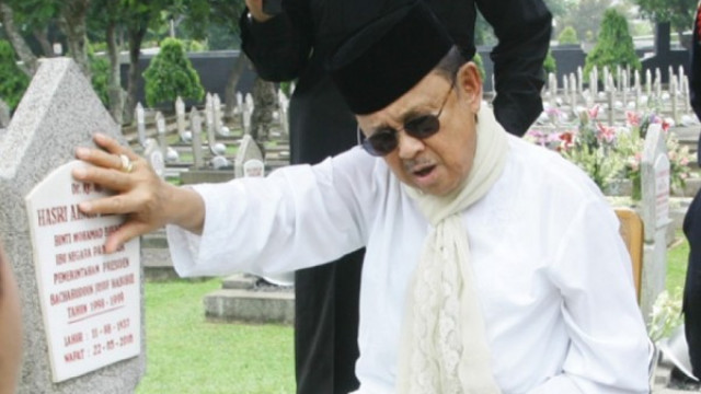 Habibie Meninggal