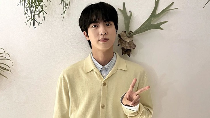 Janjikan Kolaborasi Misterius, Jin BTS akan Rilis Album Solo