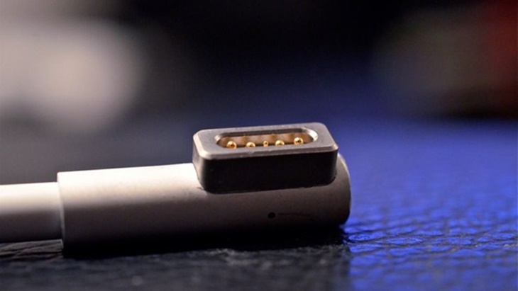 MacBook Air 2021 Dukung Pengisian Daya MagSafe?