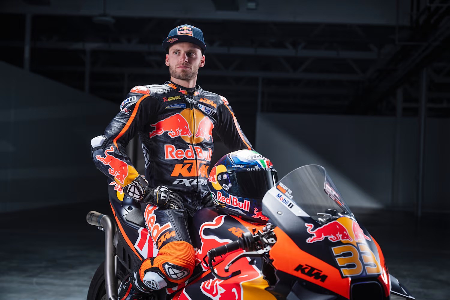 Brad Binder Yakin Bisa Bersaing Ketat di MotoGP 2024
