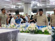Beri Penghormatan Terakhir untuk Kwik Kian Gie, Prabowo: Tokoh Luar Biasa, Beliau Banyak Beri Nasihat