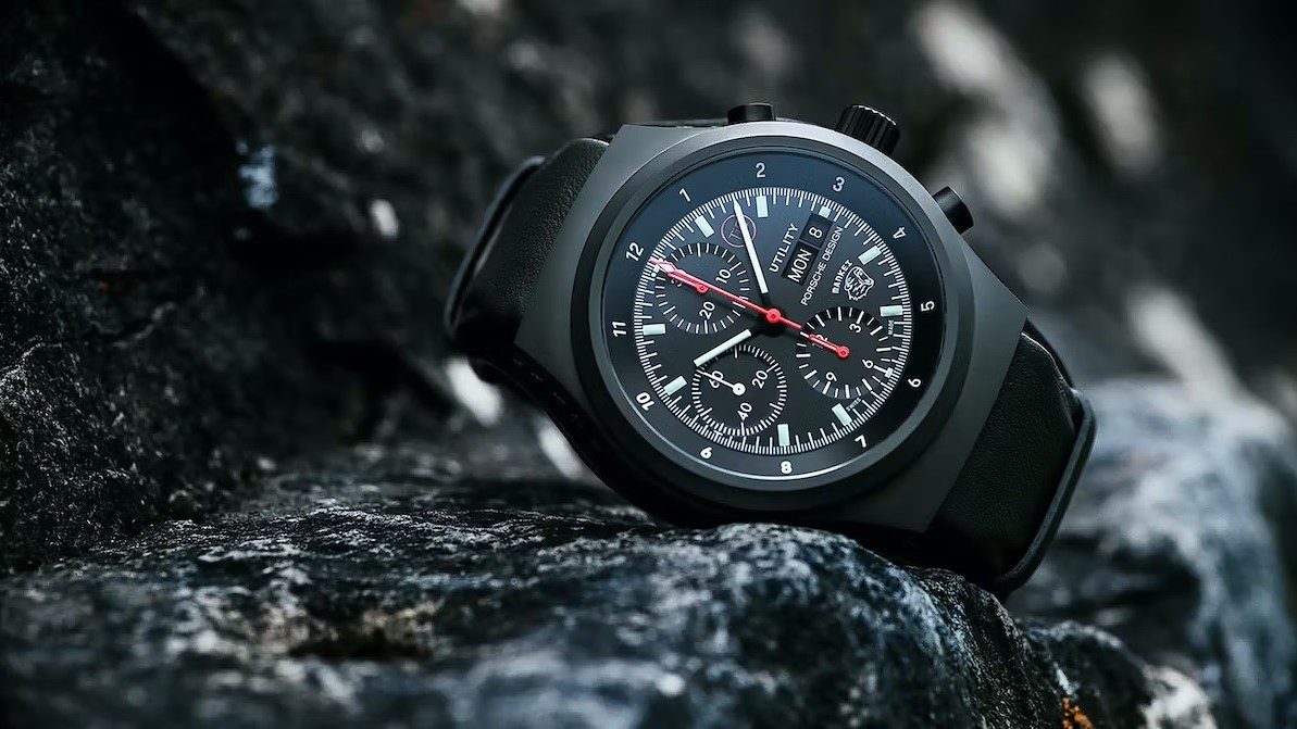 Porsche Ciptakan Arloji Chronograph 1 'Utility' Edisi Terbatas