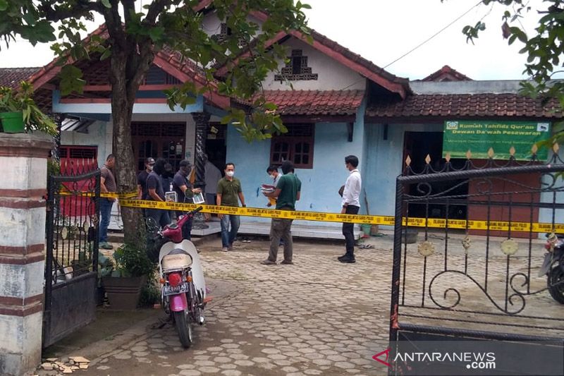 Terduga Teroris di Lampung Ternyata Kepala Sekolah dan Himpun Dana dari Kotak Amal