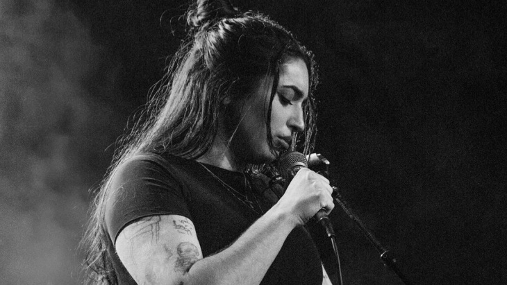 Penuh Keceriaan, Vacations Rilis Video Musik 'Over You'