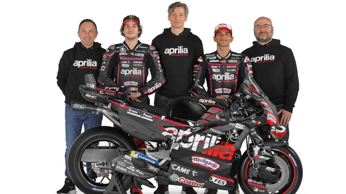 Aprilia Perkenalkan Livery Terbaru, Martin dan Bezzecchi Siap Libas MotoGP 2025
