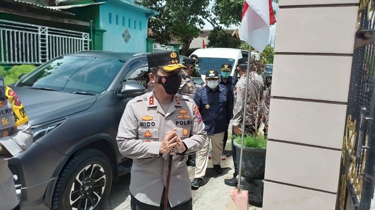 Kapolda Jatim Dicopot, Ajudan Jokowi Dapat Pangkat Jenderal Bintang 1 Termuda