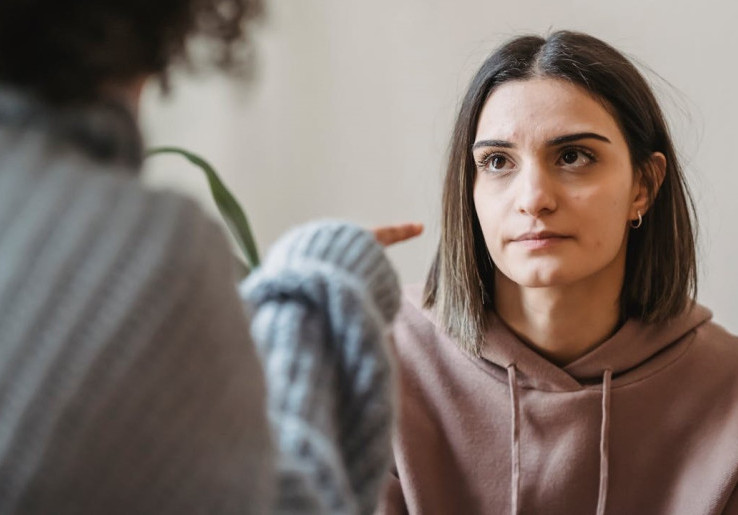 Jangan Takut, ini Cara Menghadapi Seseorang yang Suka Gaslighting 