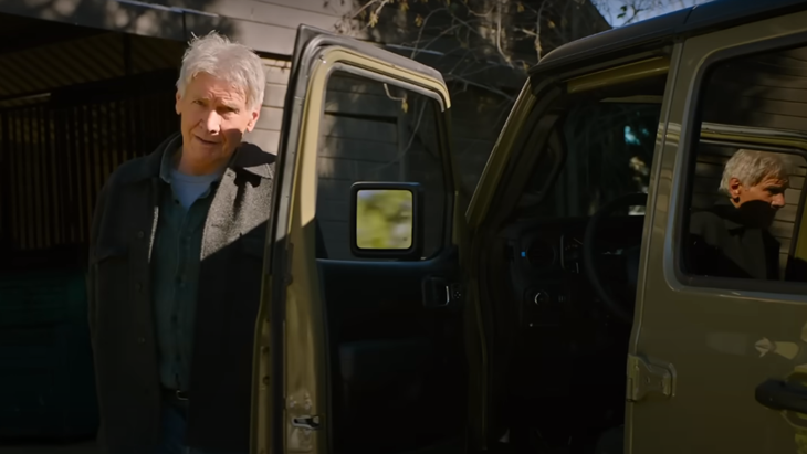 Jeep Diam-diam Promosikan Recon EV, Tampilkan Harrison Ford di Iklannya