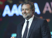 Koleksi Russell Crowe Terjual 28 Miliar dalam Pelelangan