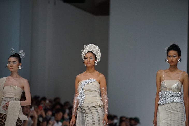 color block jfw 2023