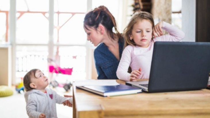 Tips Work From Home bagi Ibu Pekerja