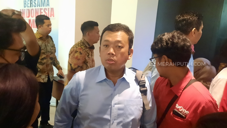 Pasangan Prabowo-Gibran Berangkat Bareng ke KPU Pakai Bus Listrik