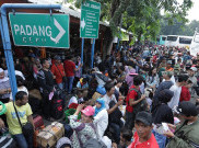 Lonjakan Pemudik di Terminal Kalideres