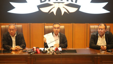 Pimpinan DPR Tanggapi Tuntutan Rakyat 17+8 Indonesia Berbenah di Jakarta