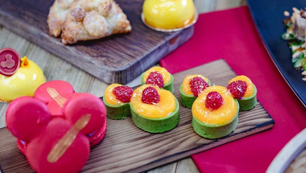 Empat 'Snack' Disneyland Spesial Imlek ini cuma Tersedia Selama 24 Hari