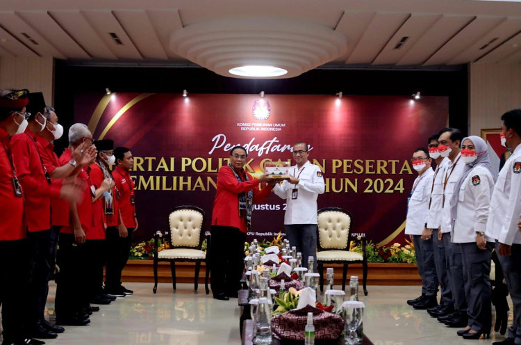 Surat Megawati Diserahkan ke KPU, PDIP Resmi Daftar Pemilu 2024