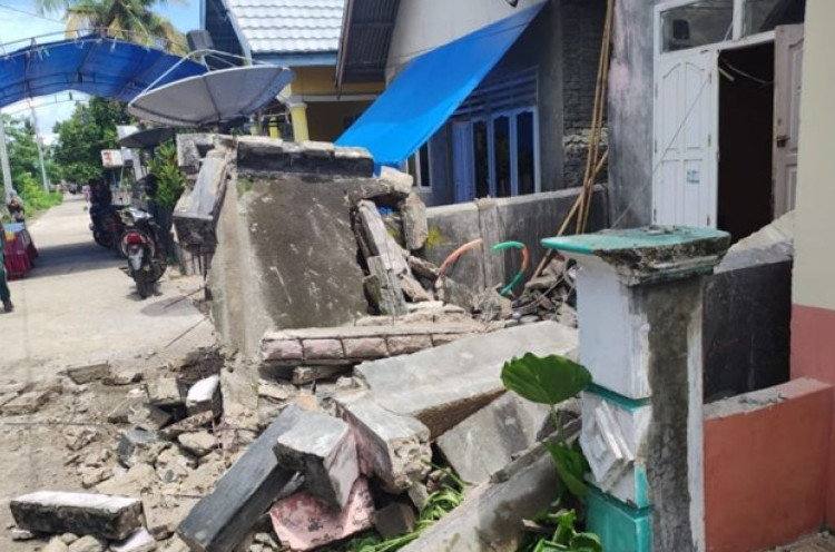BMKG Catat 75 Kali Gempa Susulan NTT, Guncangan Terbesar Magnitudo 6,8