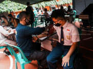 Janji Pemerintah 2 Juta Vaksinasi COVID-19 per Hari Jangan Hanya Lip Service